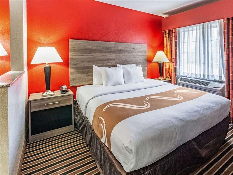 Quality Suites I-44 Tulsa Dış mekan fotoğraf