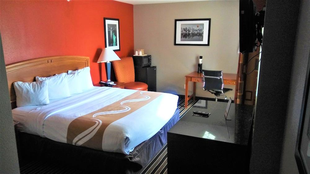 Quality Suites I-44 Tulsa Dış mekan fotoğraf