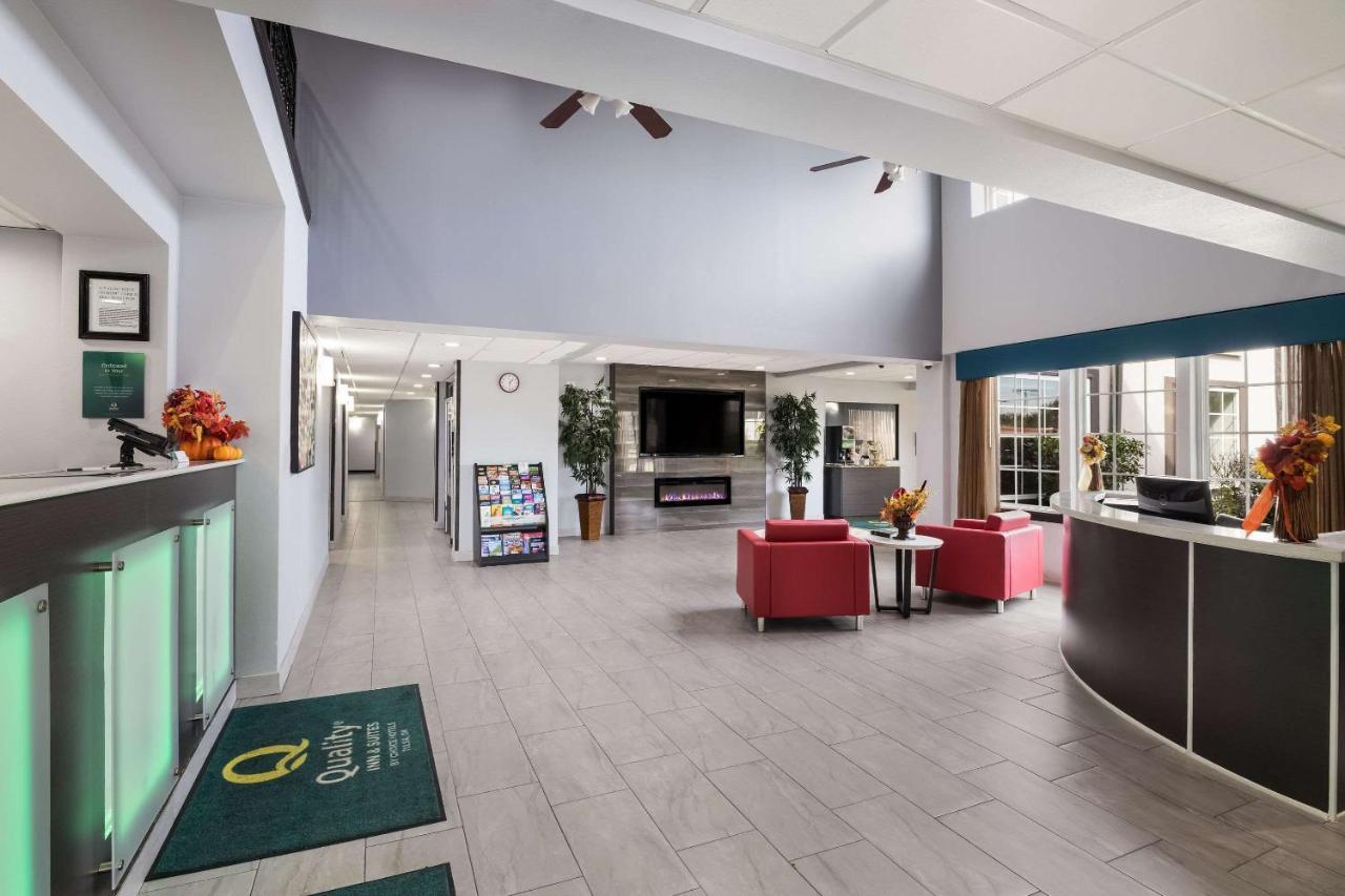 Quality Suites I-44 Tulsa Dış mekan fotoğraf