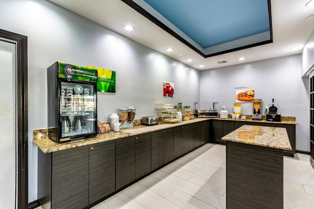 Quality Suites I-44 Tulsa Dış mekan fotoğraf