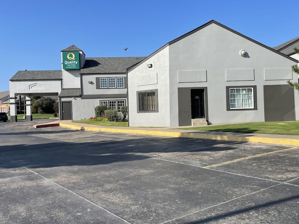 Quality Suites I-44 Tulsa Dış mekan fotoğraf